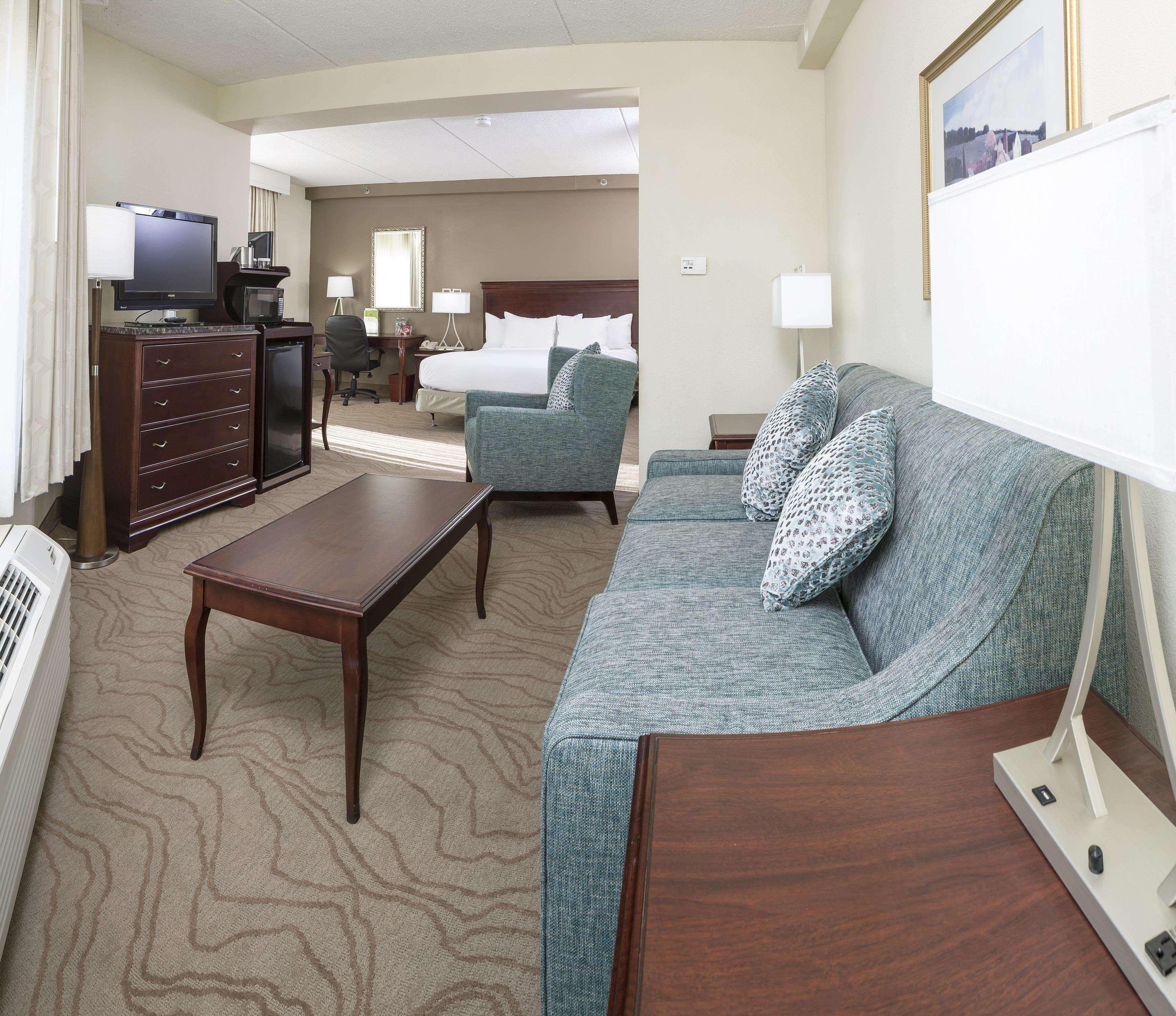 Hotel Doubletree By Hilton Boston-Milford Exteriér fotografie