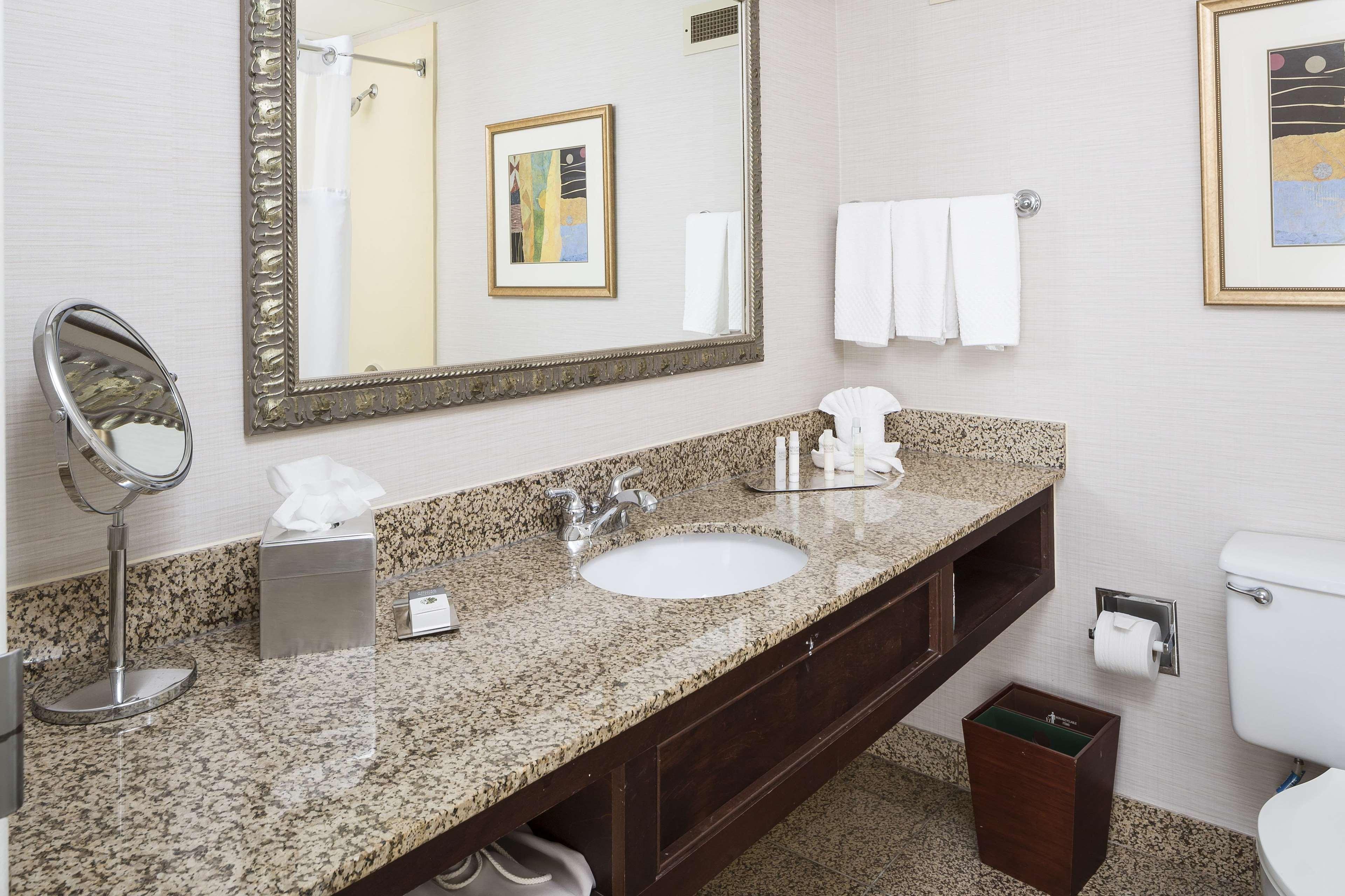 Hotel Doubletree By Hilton Boston-Milford Exteriér fotografie