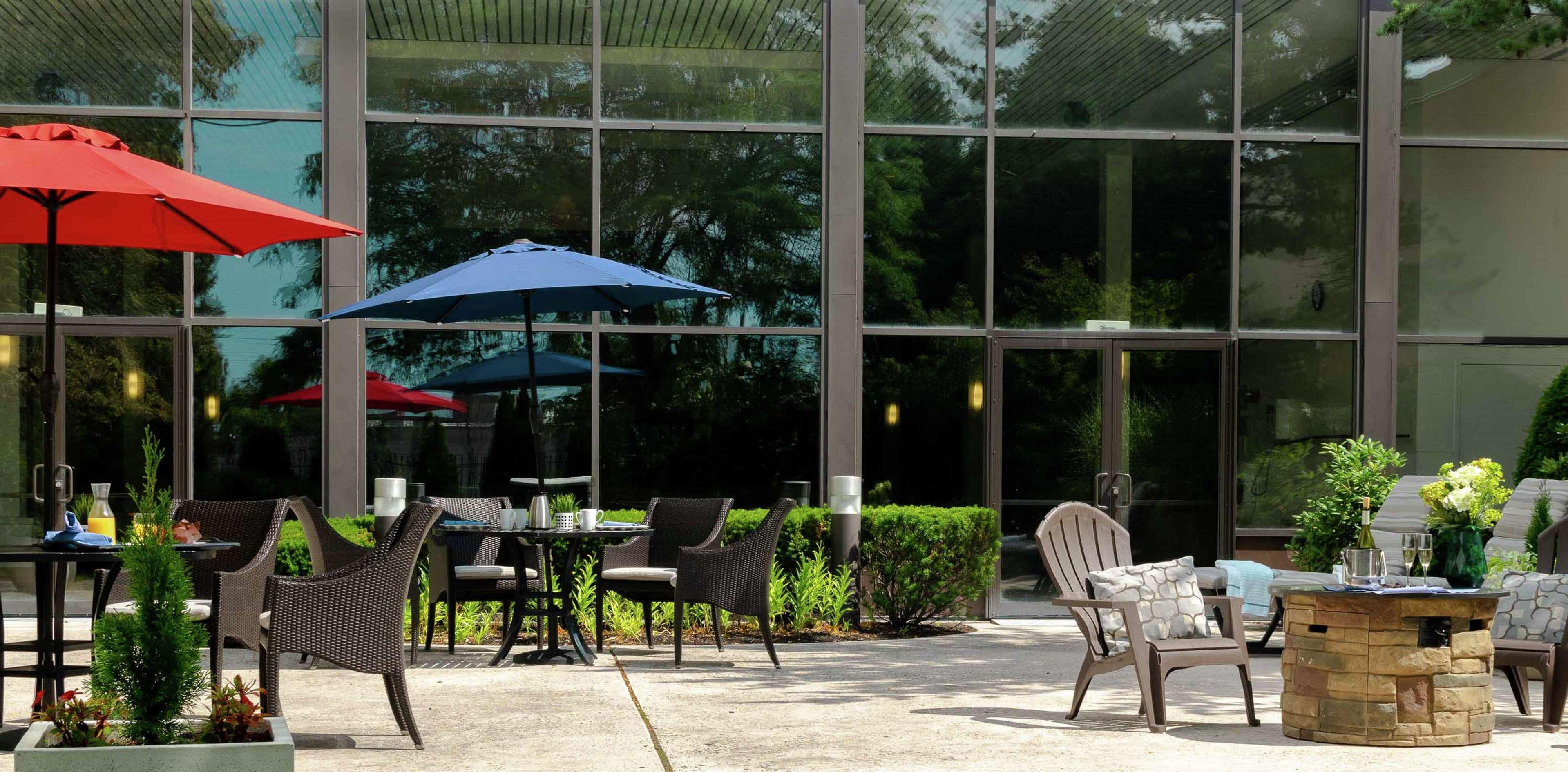 Hotel Doubletree By Hilton Boston-Milford Exteriér fotografie