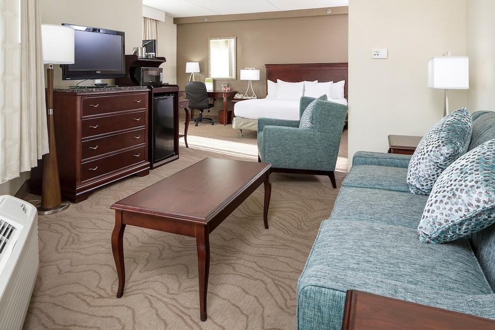 Hotel Doubletree By Hilton Boston-Milford Exteriér fotografie