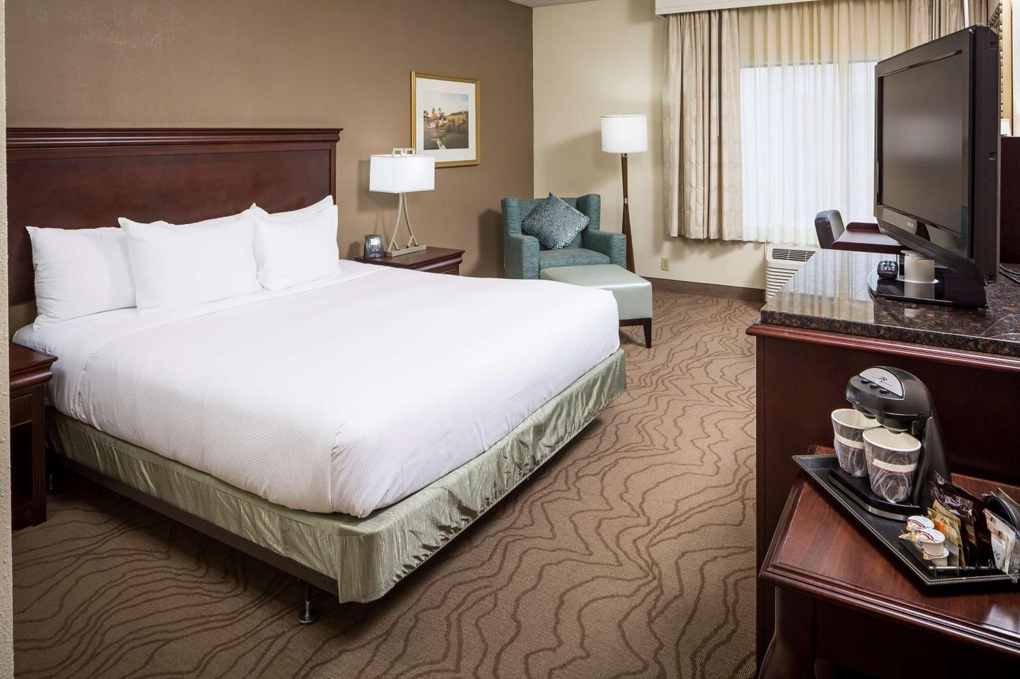 Hotel Doubletree By Hilton Boston-Milford Exteriér fotografie