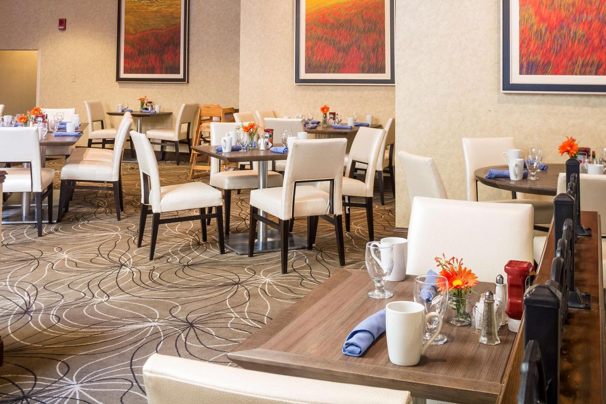 Hotel Doubletree By Hilton Boston-Milford Exteriér fotografie